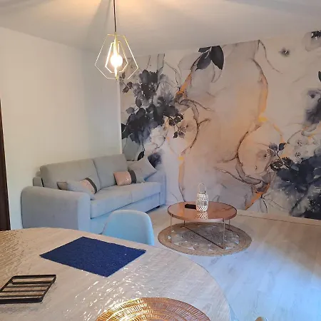 T2 A 2min Du Centre +parking Apartment L'Isle-sur-la-Sorgue